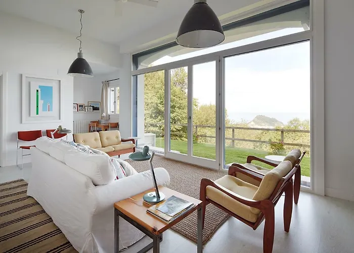 Aterian Lazkano Enea Country house Getaria